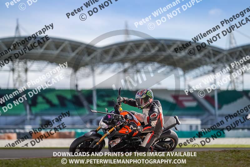 Sepang;event digital images;motorbikes;no limits;peter wileman photography;trackday;trackday digital images